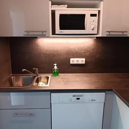 Lagrette Am Hainer Tatil Evi